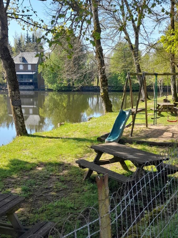 Готель Relais Du Bois Du Four Saint-Leons Екстер'єр фото